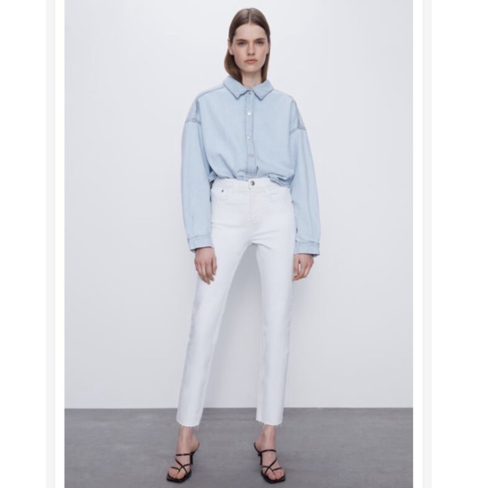 ZARA WHITE HIGH RISE SLIM JEANS